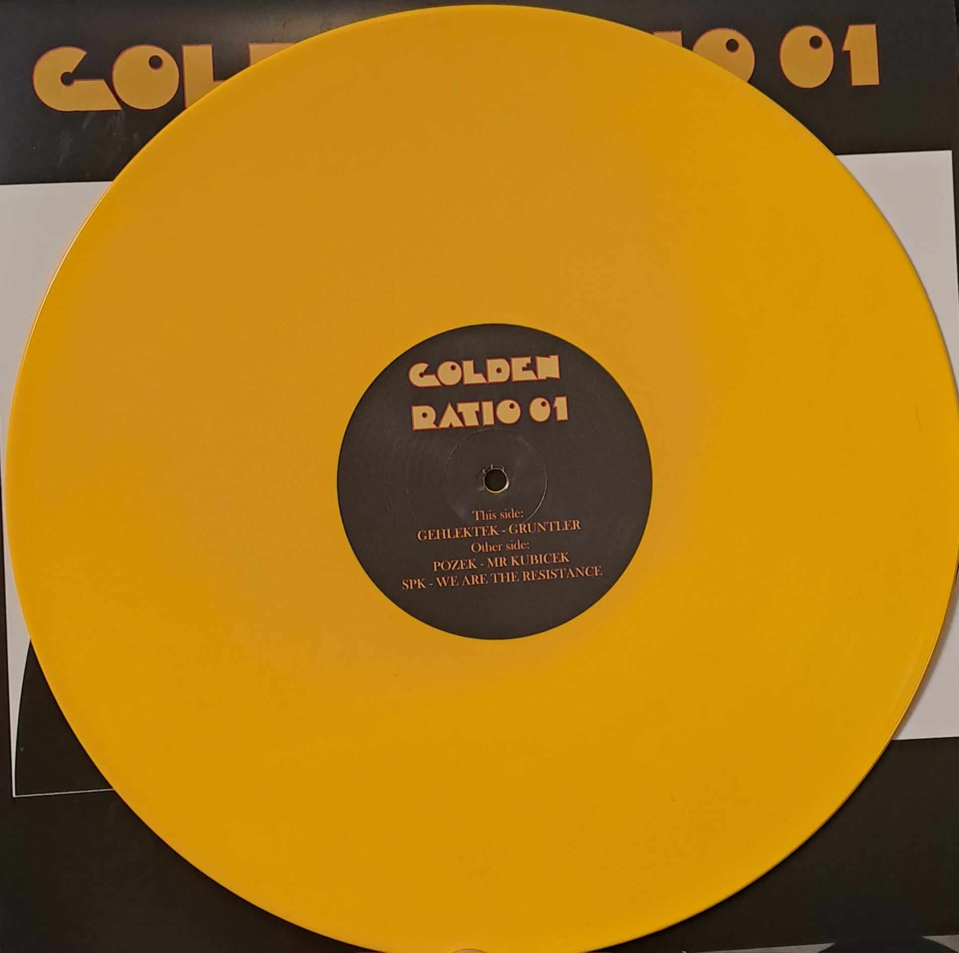 Golden Ratio 01 (jaune) (dernières copies en stock) - vinyle acid